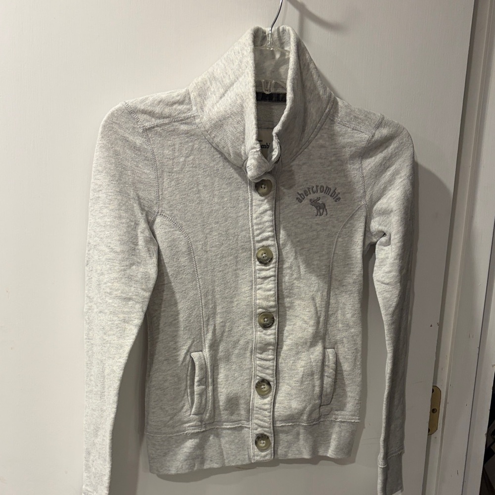 Abercrombie & Fitch kids Light Gray cardigan sweater small long sleeve